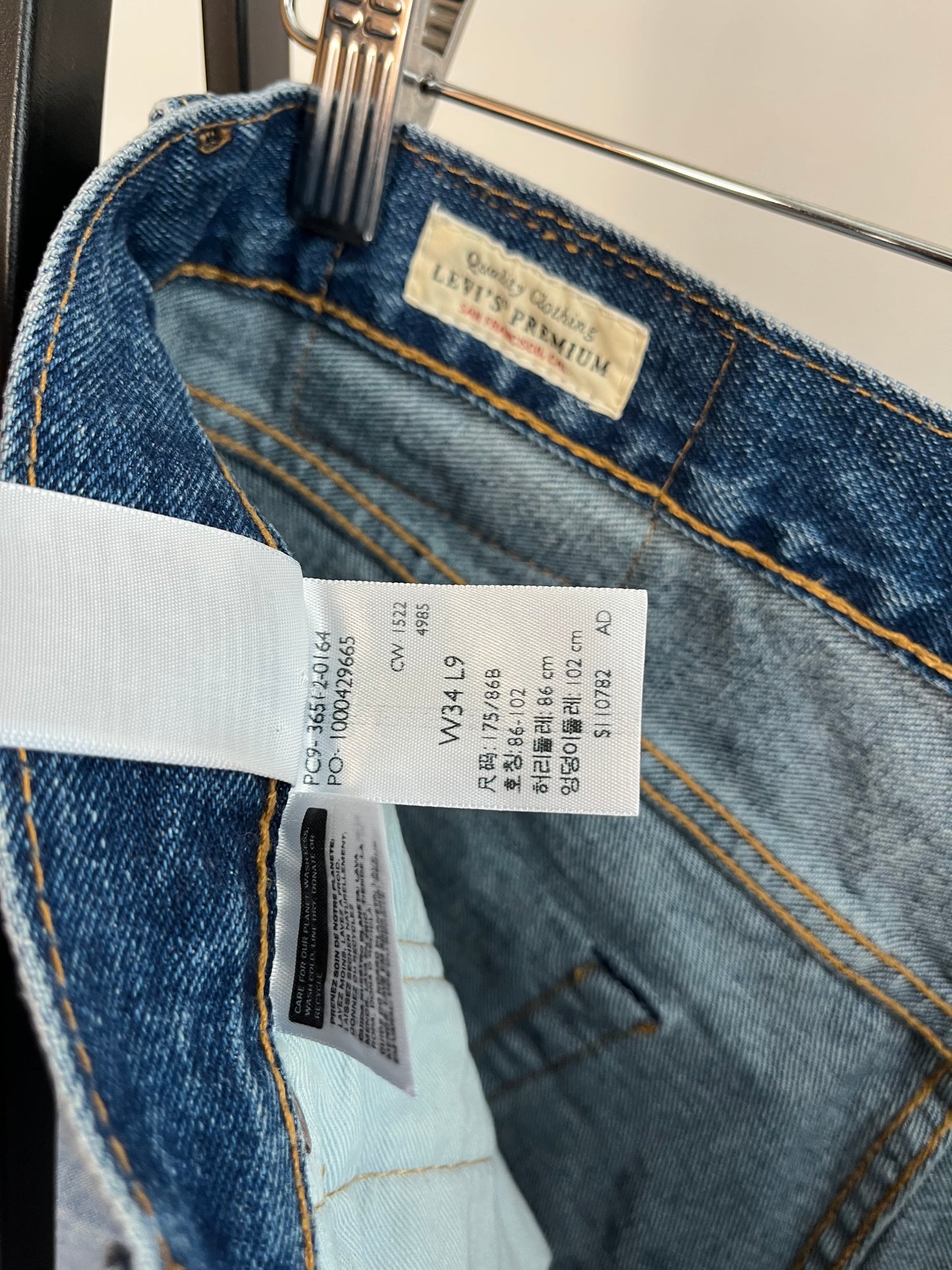 Levi’s 501 Blue Denim Shorts W34