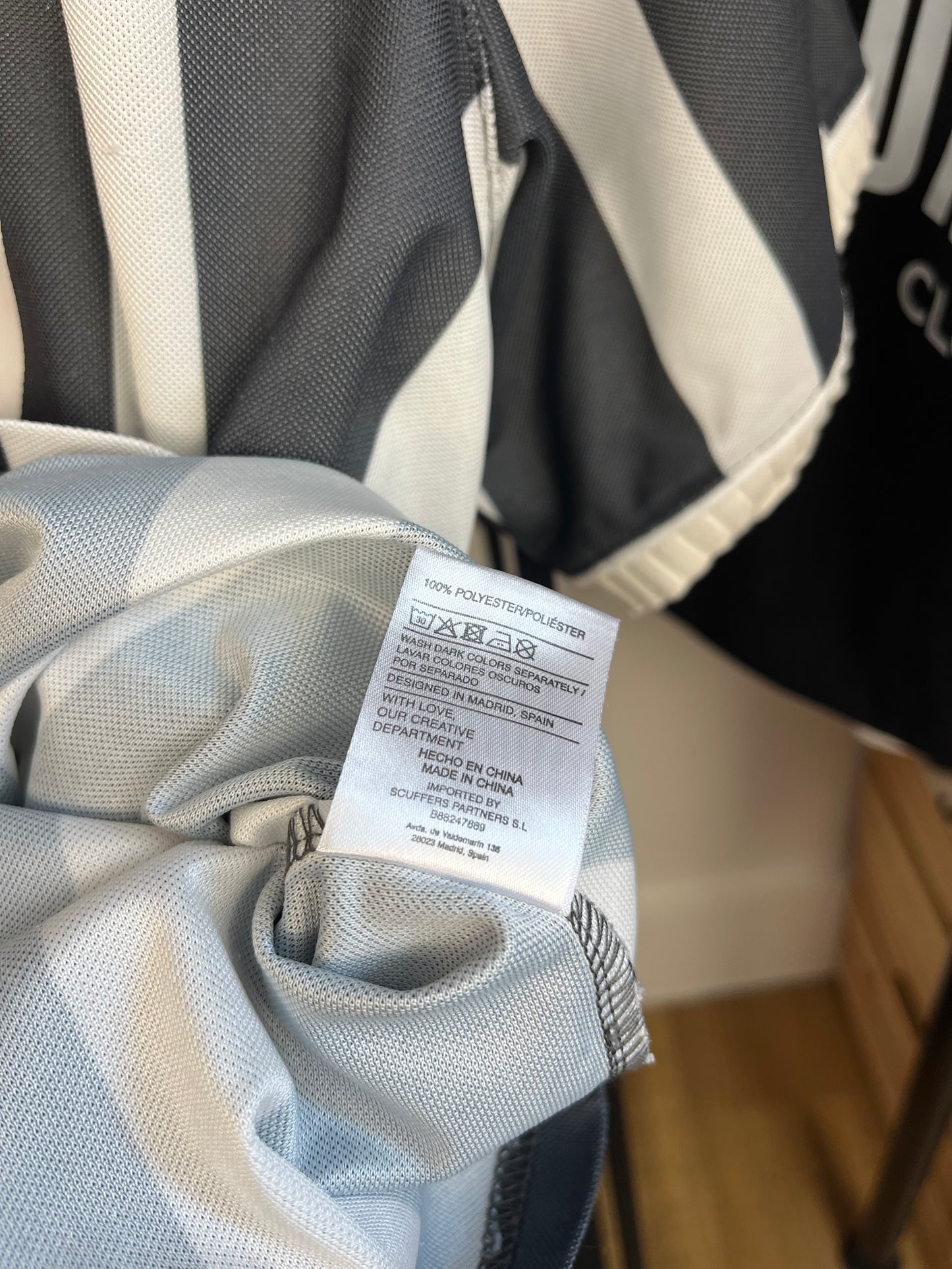 Scuffers Grey Striped Retro Football Shirt - Medium