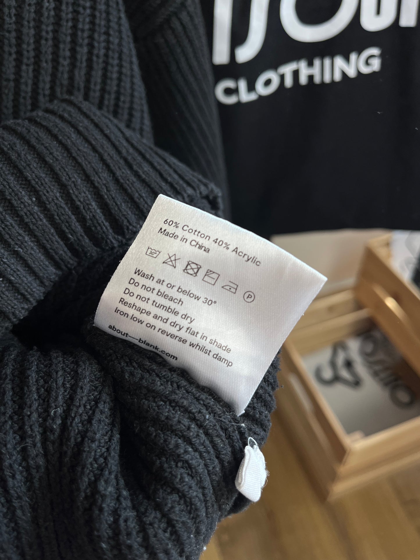 About:Blank Black Knit - XL