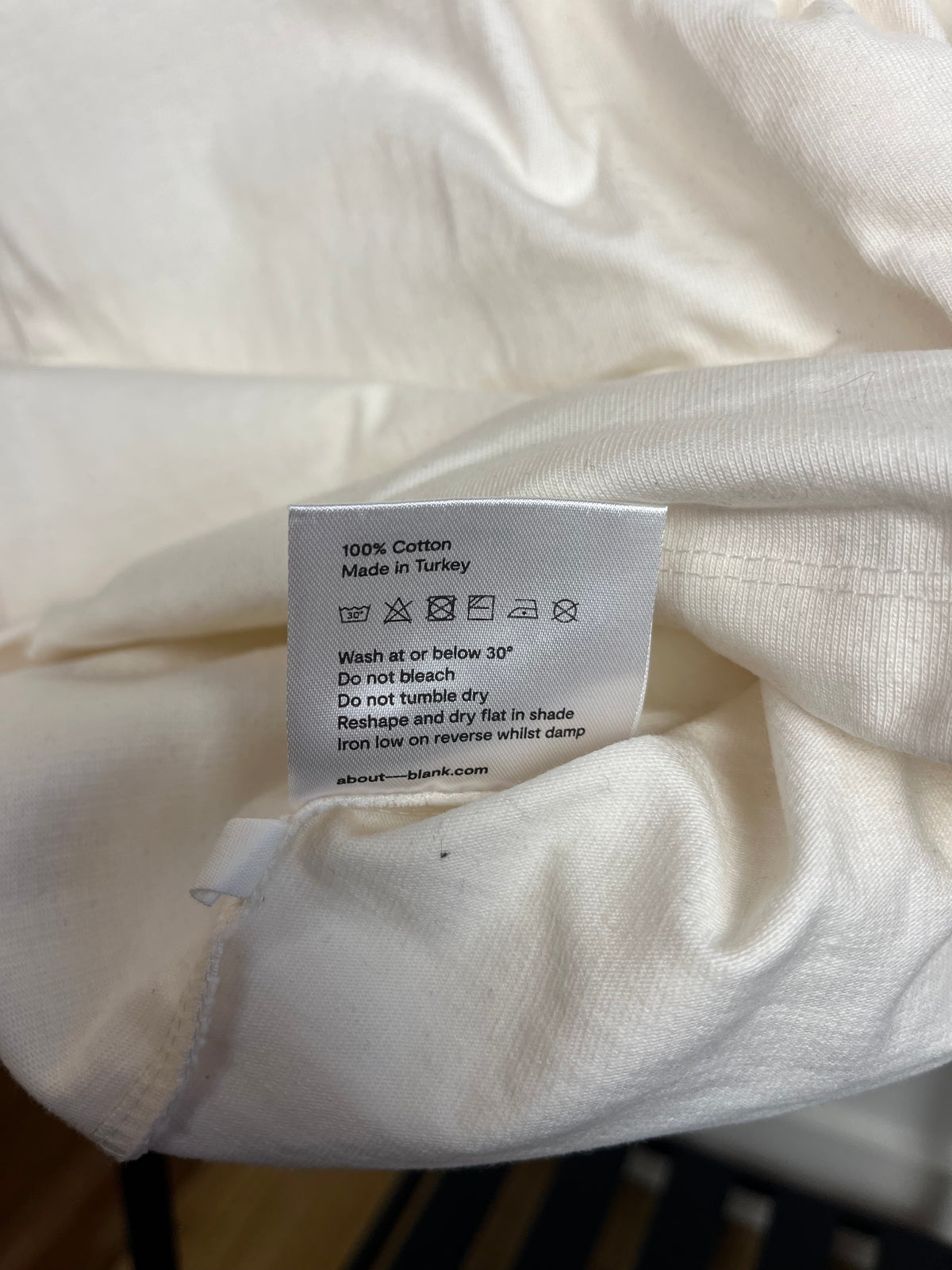 About:Blank Off White T-Shirt - Medium