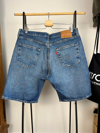 Levi’s 501 Blue Denim Shorts W34