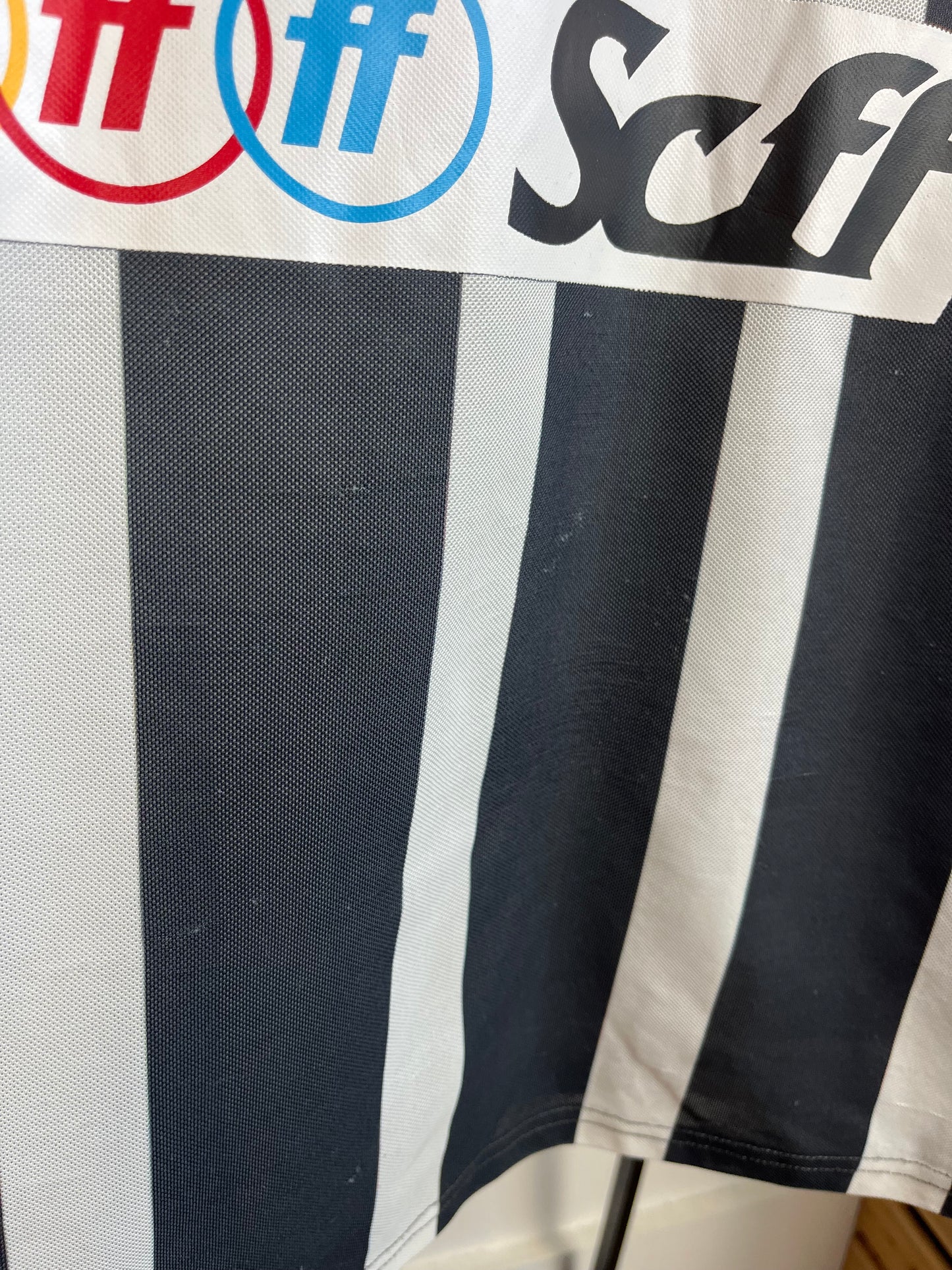 Scuffers Grey Striped Retro Football Shirt - Medium