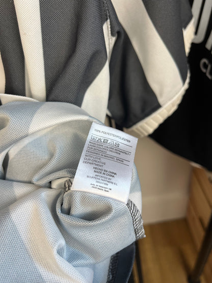 Scuffers Grey Striped Retro Football Shirt - Medium