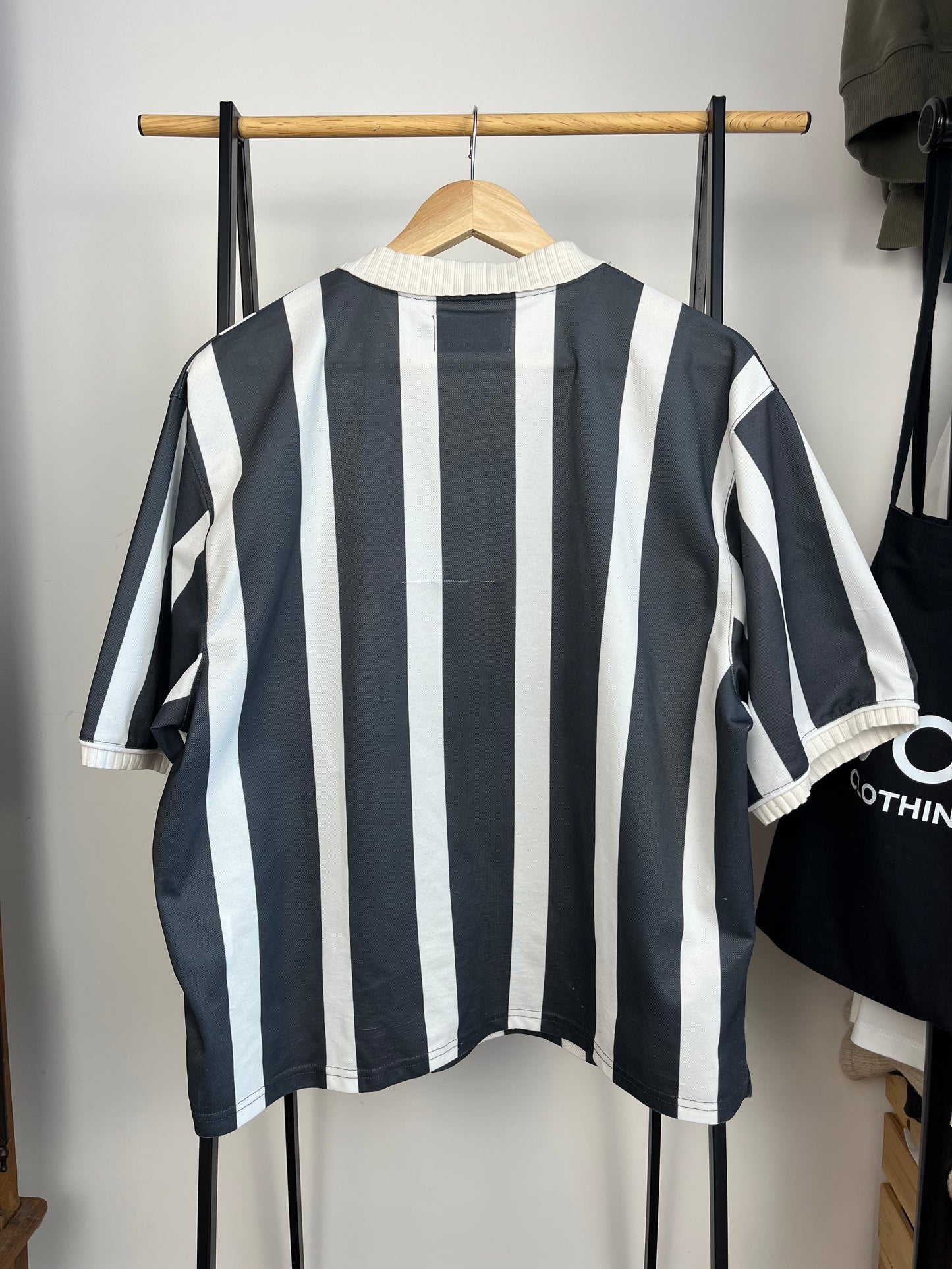 Scuffers Grey Striped Retro Football Shirt - Medium