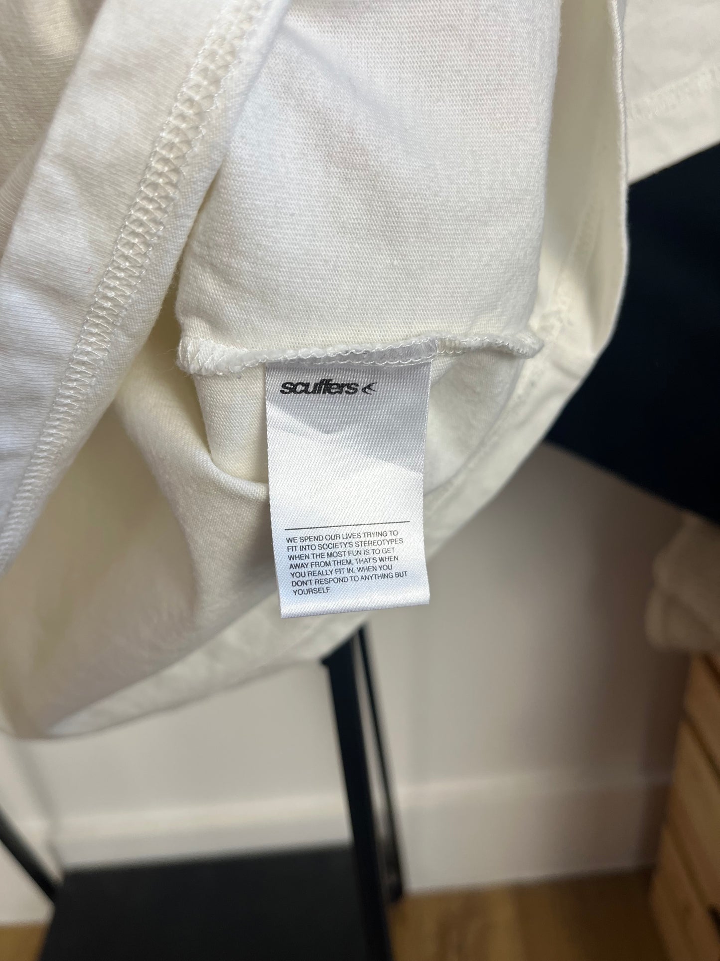Scuffers Cream/Off White T-Shirt - Large