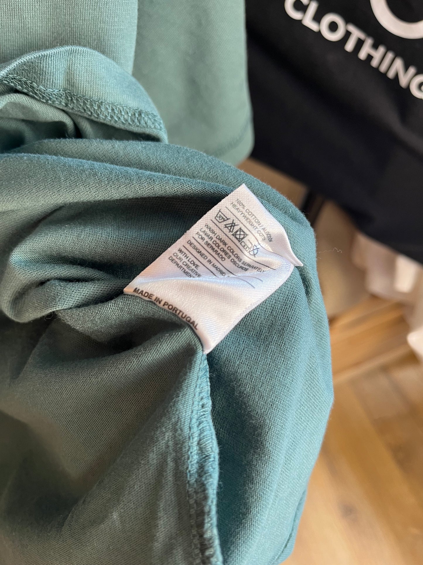 Scuffers Green T-Shirt - Medium