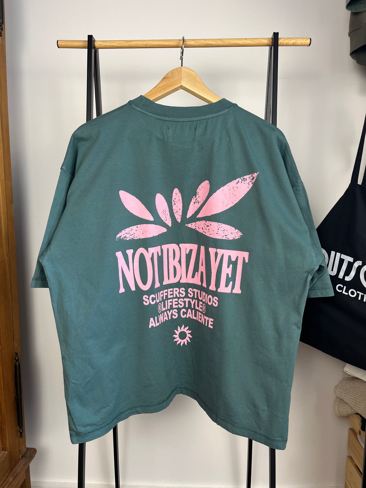 Scuffers Green T-Shirt - Medium
