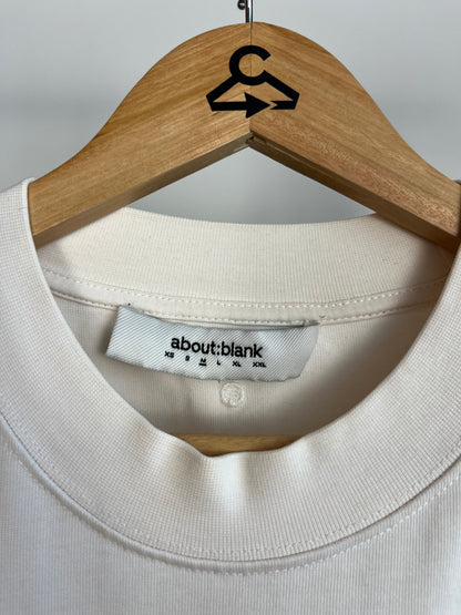 About:Blank Off White T-Shirt - Medium