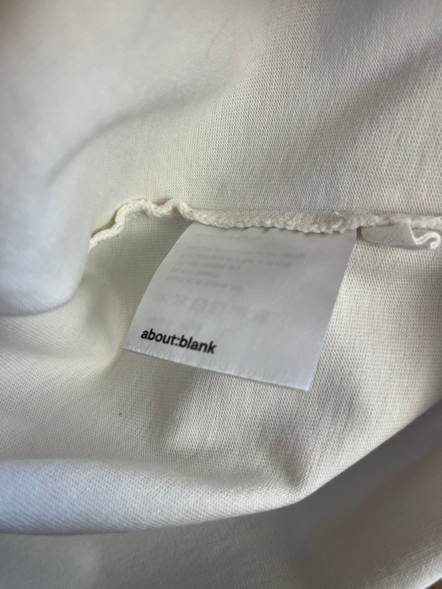 About:Blank Off White T-Shirt - Small