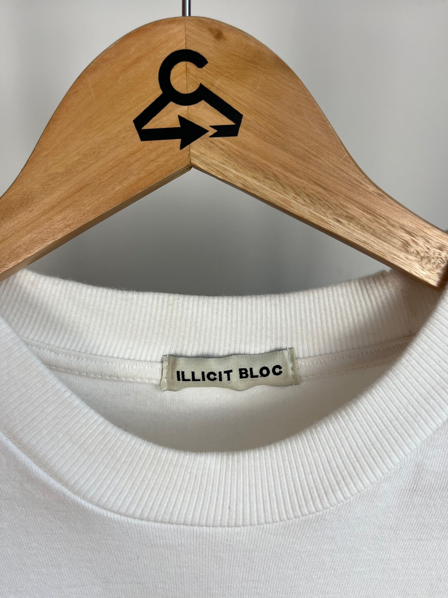 Illicit Bloc White T-Shirt - Medium