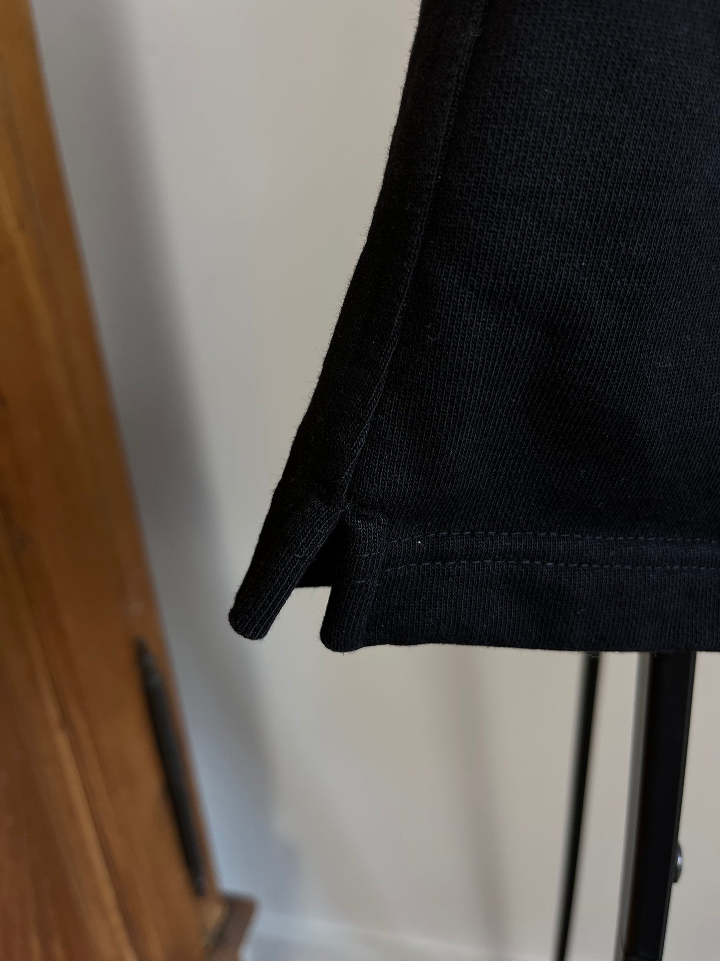 Represent Black Jogger Shorts - Medium