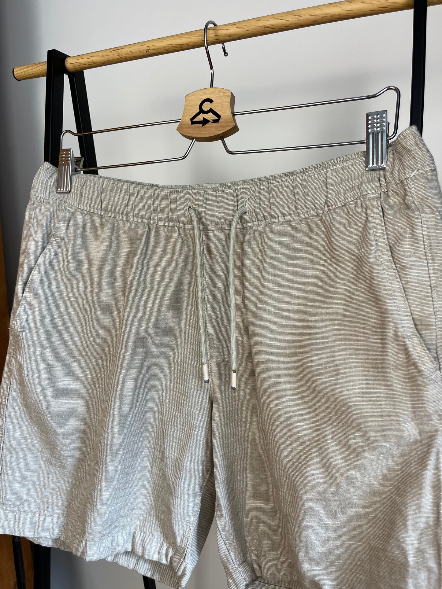 Abercrombie Beige Shorts - Medium