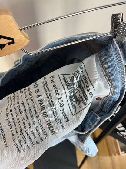 Levi’s 468 Light Blue Denim Shorts - W33