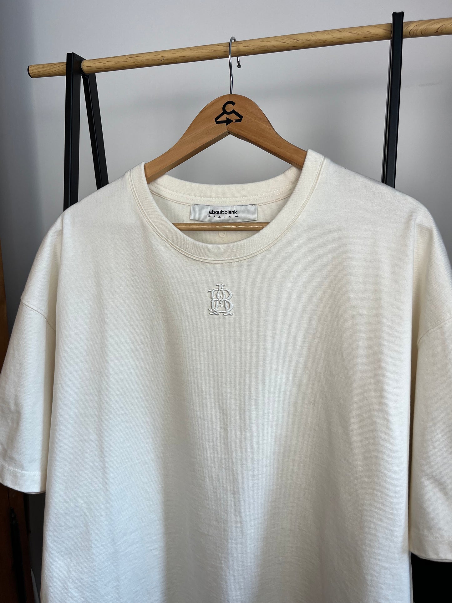 About:Blank Cream T-Shirt - Medium