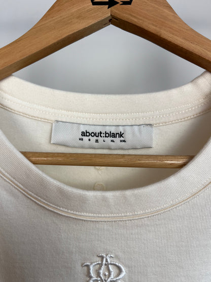 About:Blank Cream T-Shirt - Medium