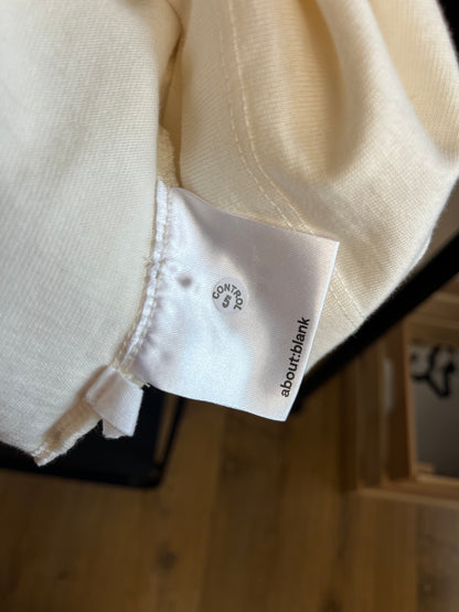 About:Blank Cream T-Shirt - Medium