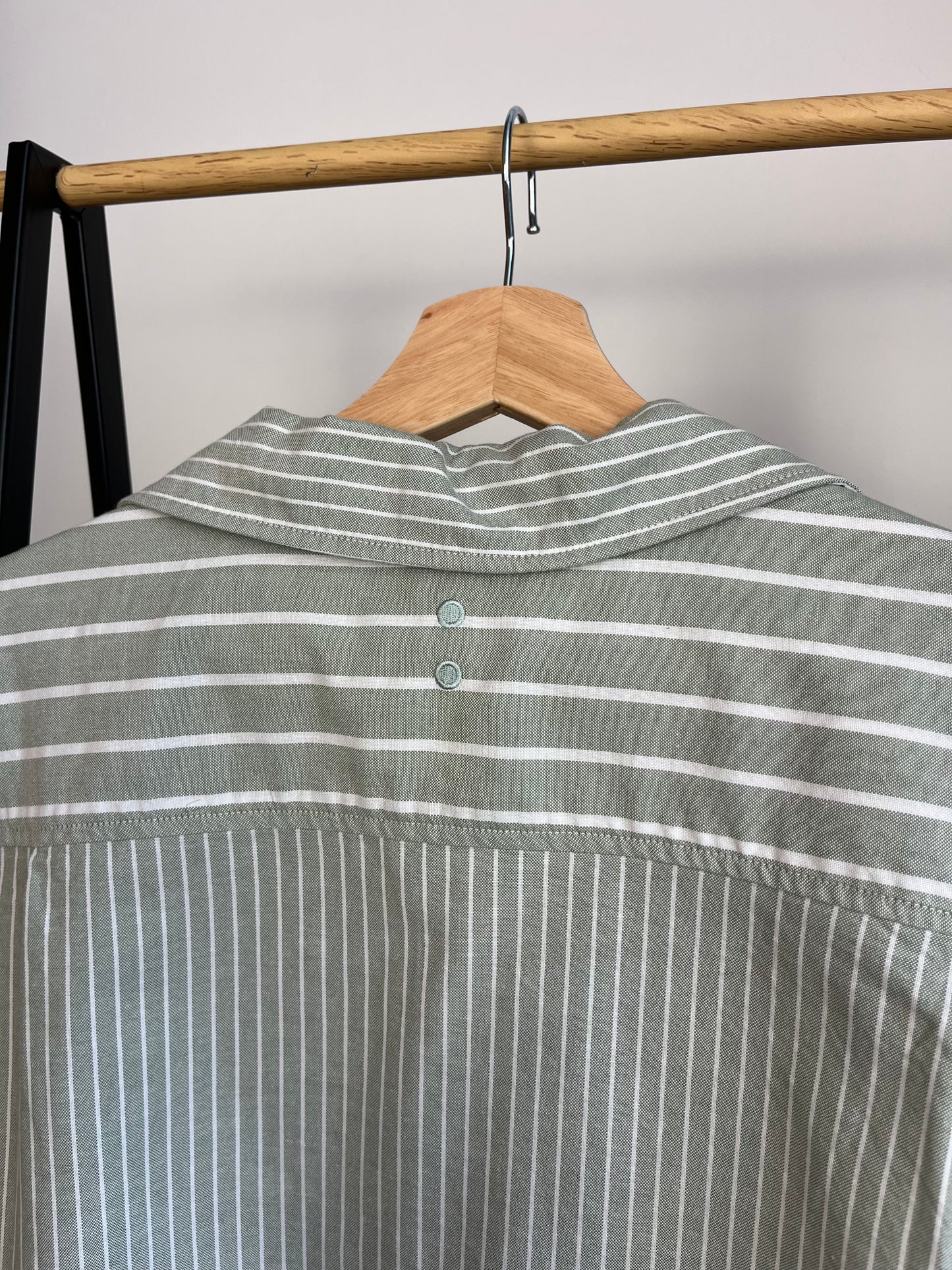 About:Blank Green Striped Shirt - Large