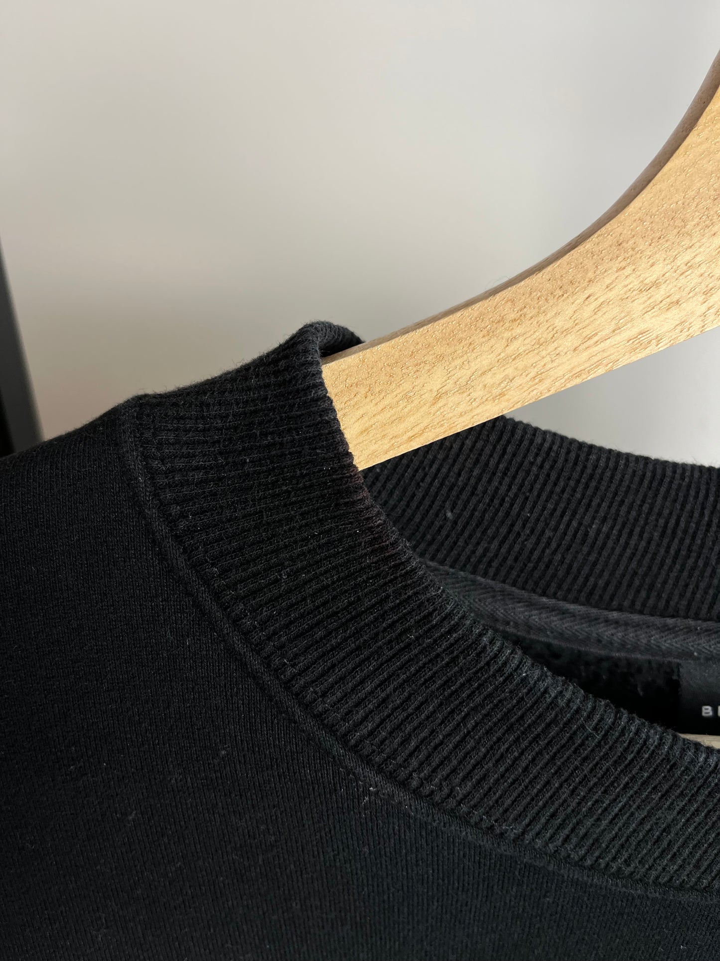 Blakely Black Sweatshirt - Large