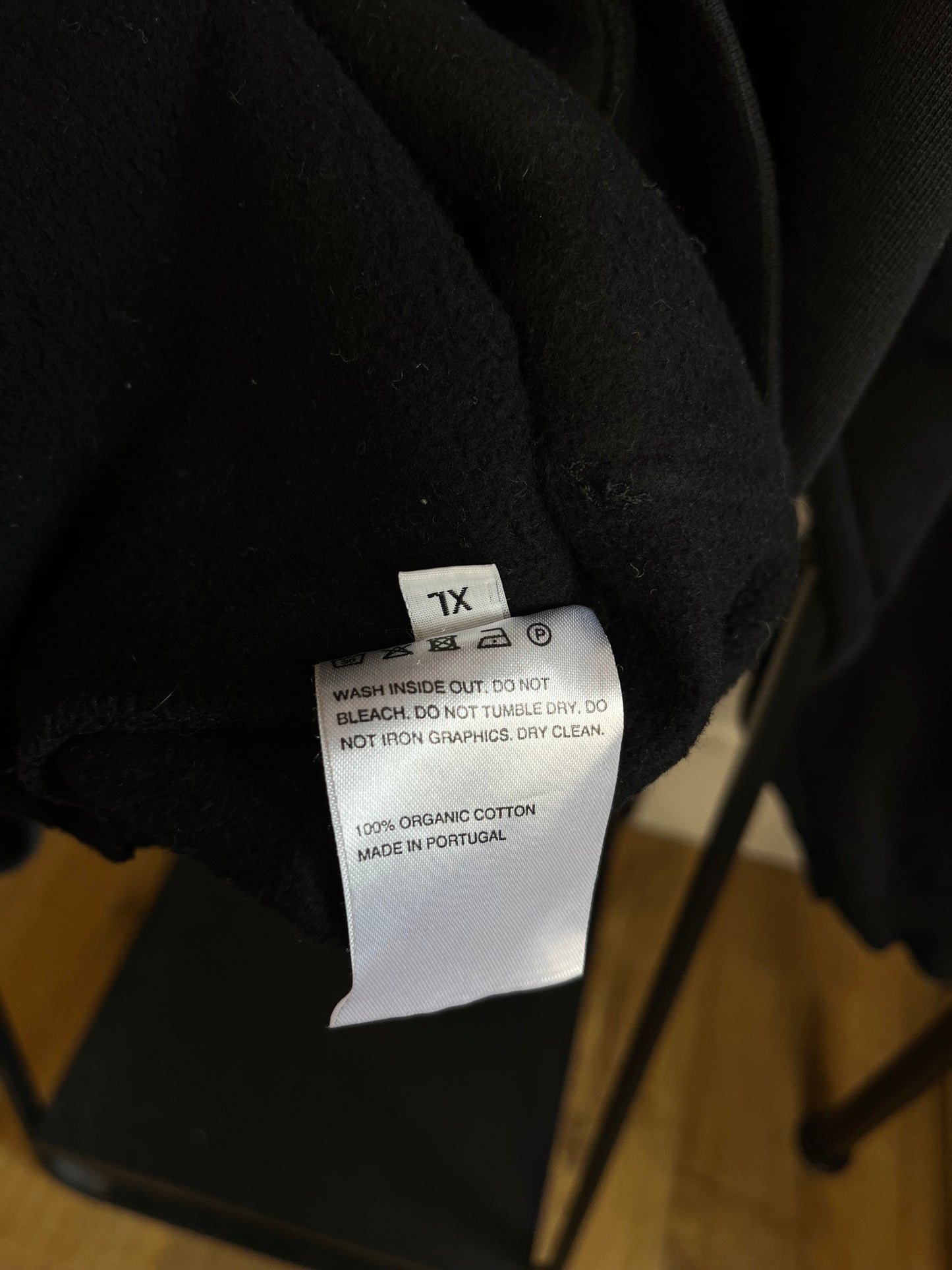 Picante Black Hoodie - XL