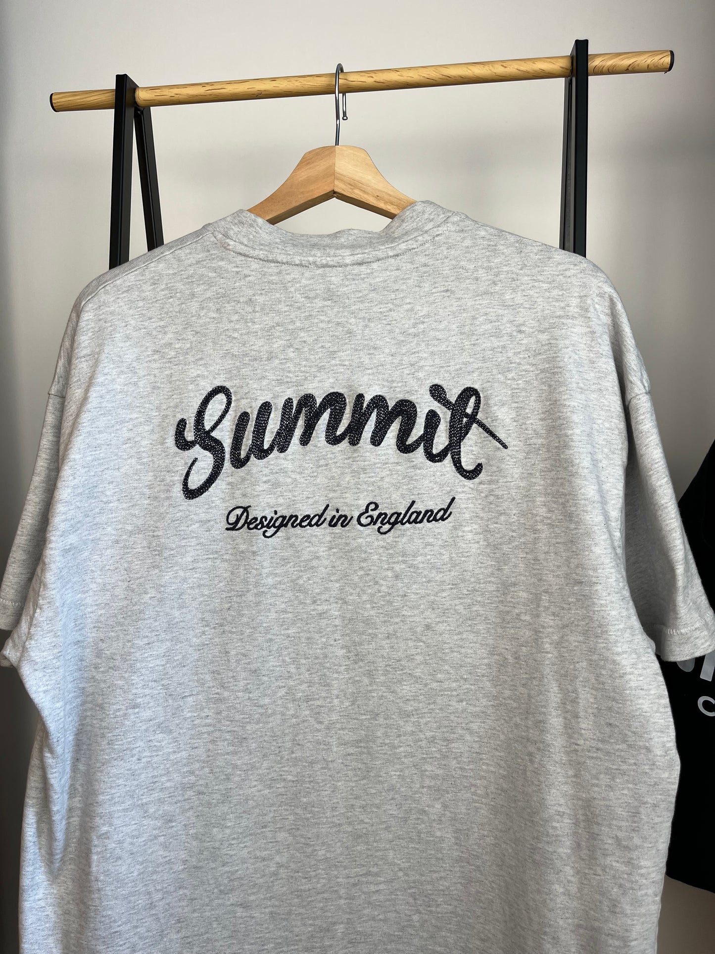 Summit Grey T-shirt - Large