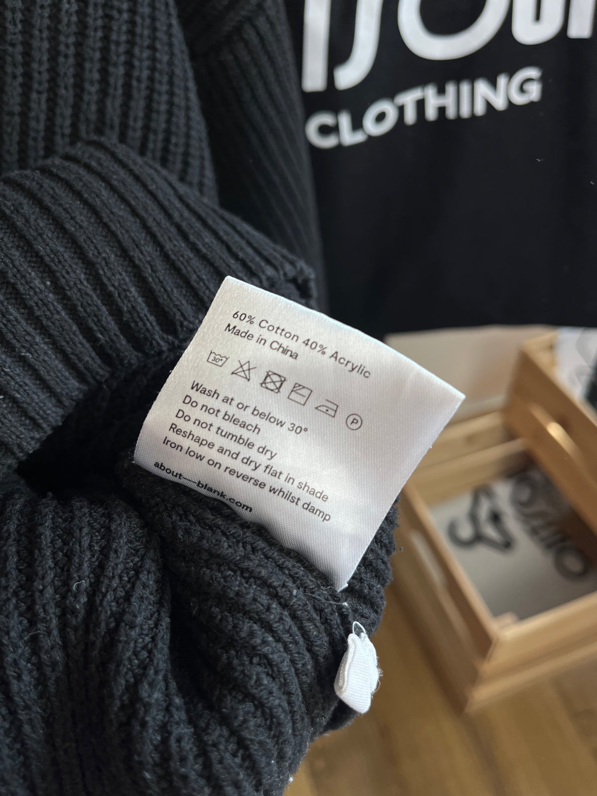 About:Blank Black Knit - XL