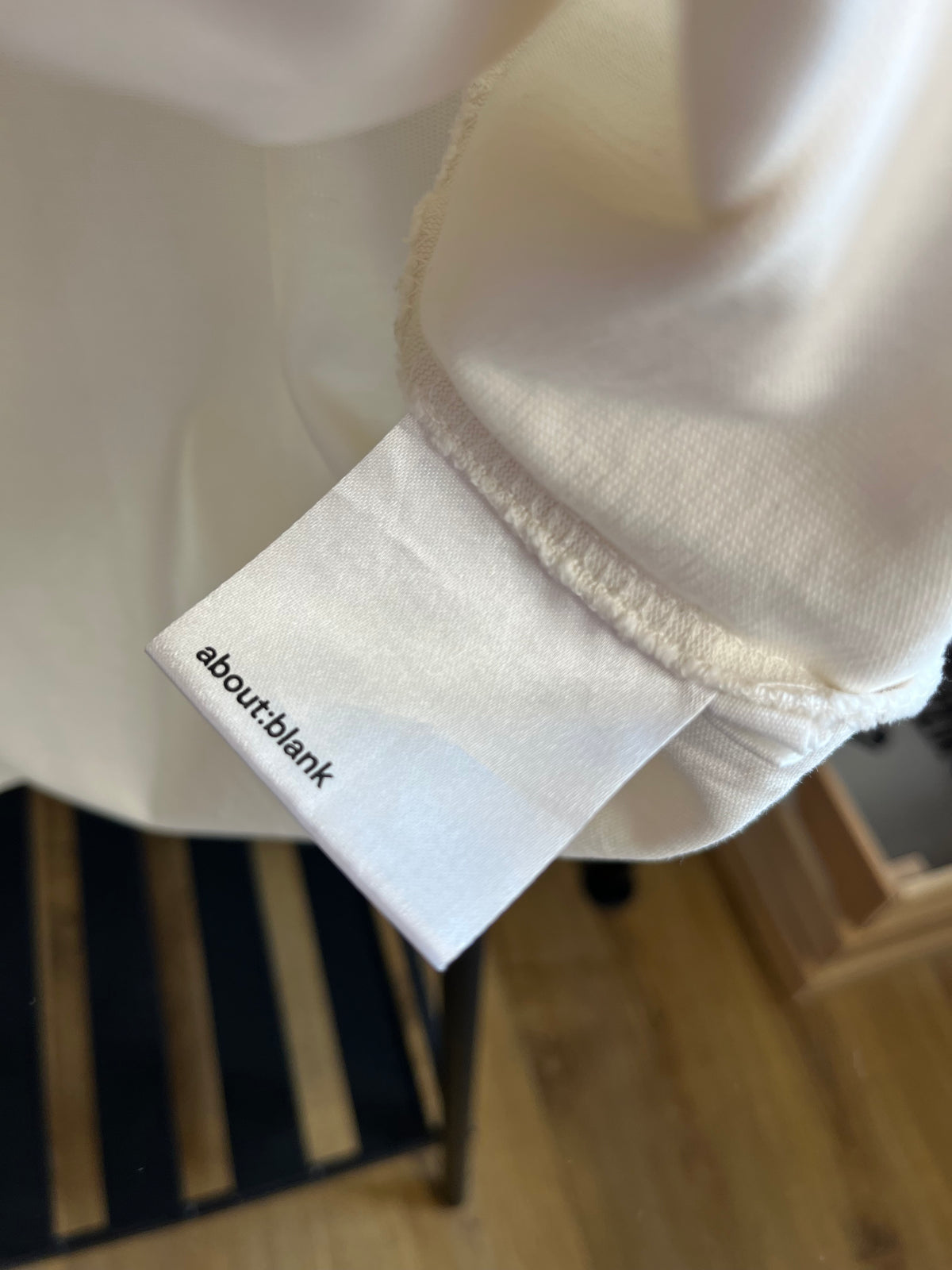 About:Blank Cream T-Shirt - Medium