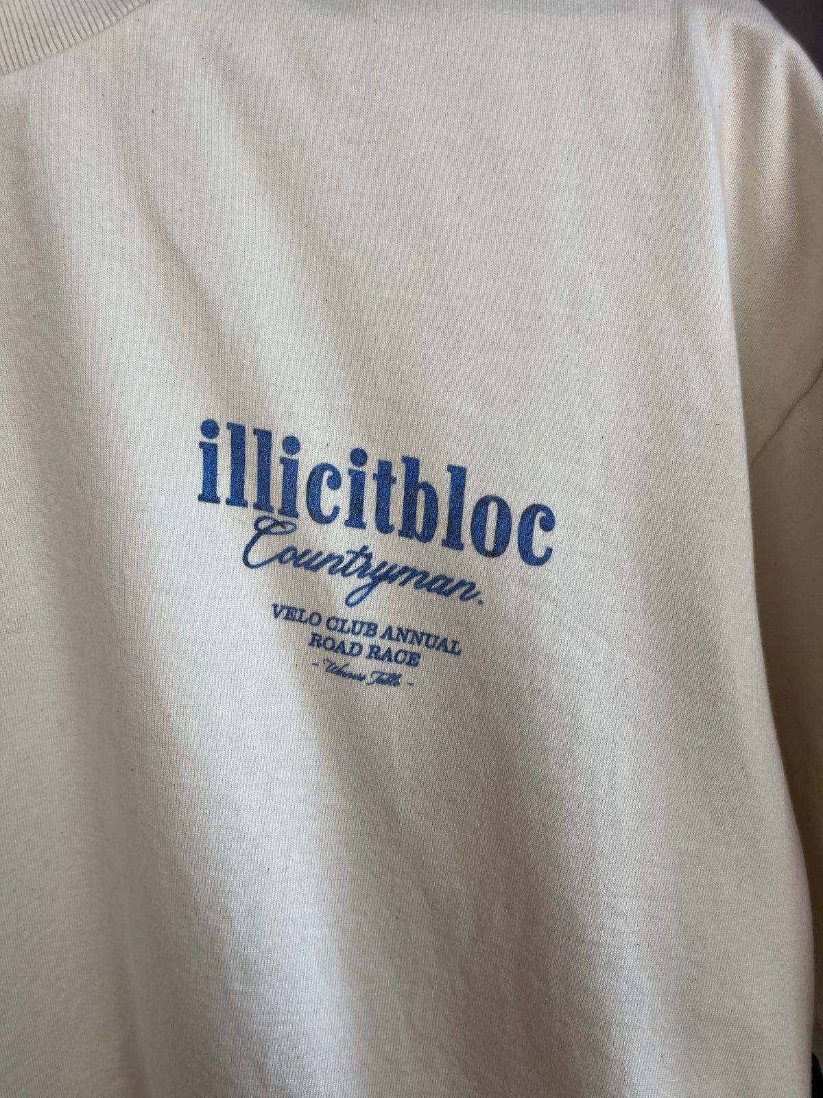 Illicit Bloc Cream T-Shirt - Medium
