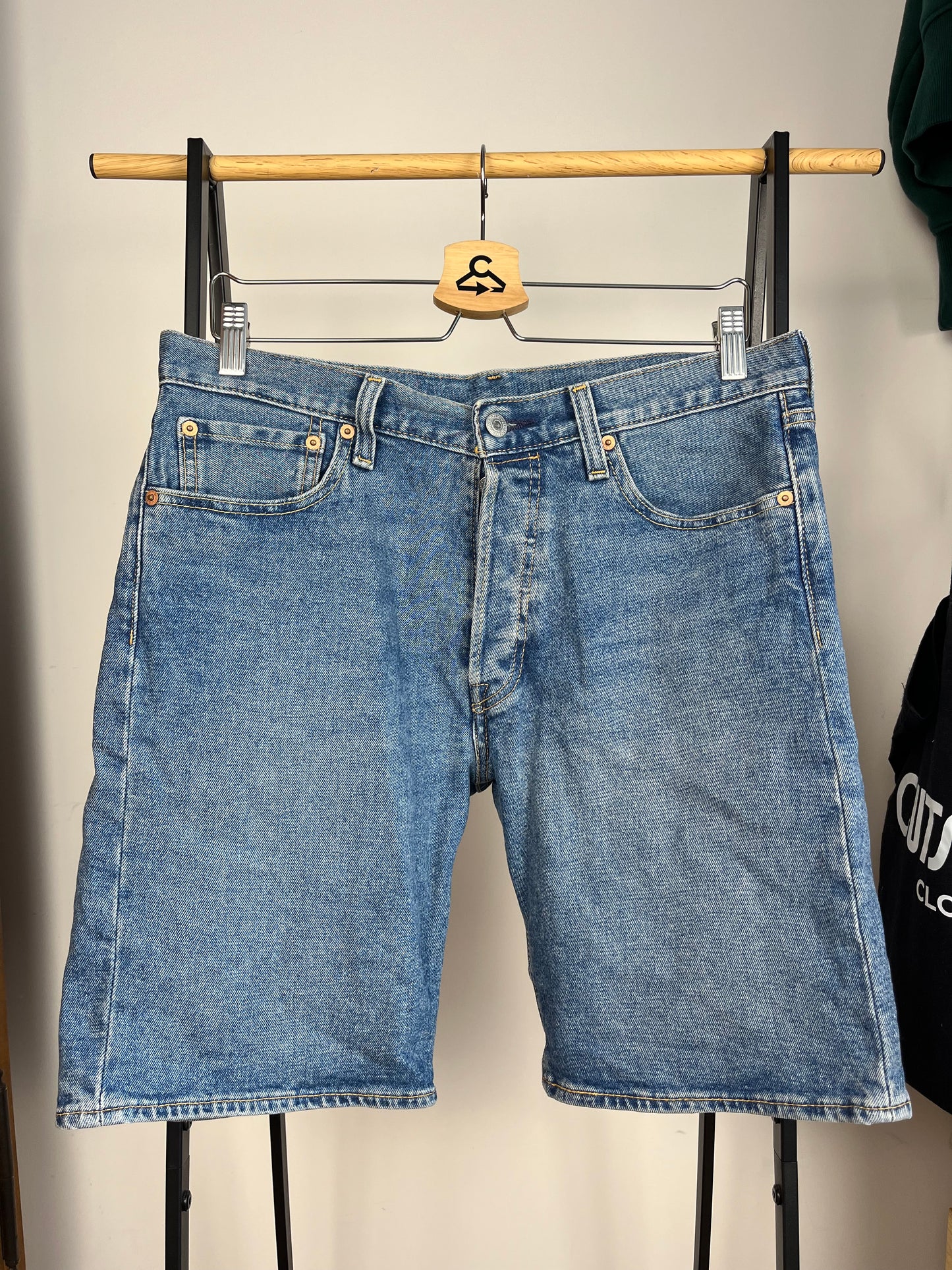Levi’s 501 Blue Shorts - W32