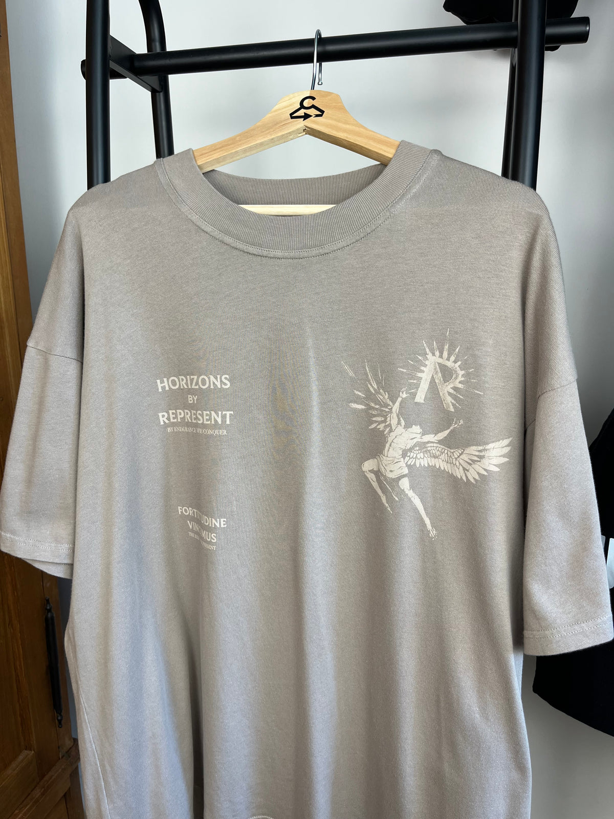Represent Beige/Brown T-Shirt - Large