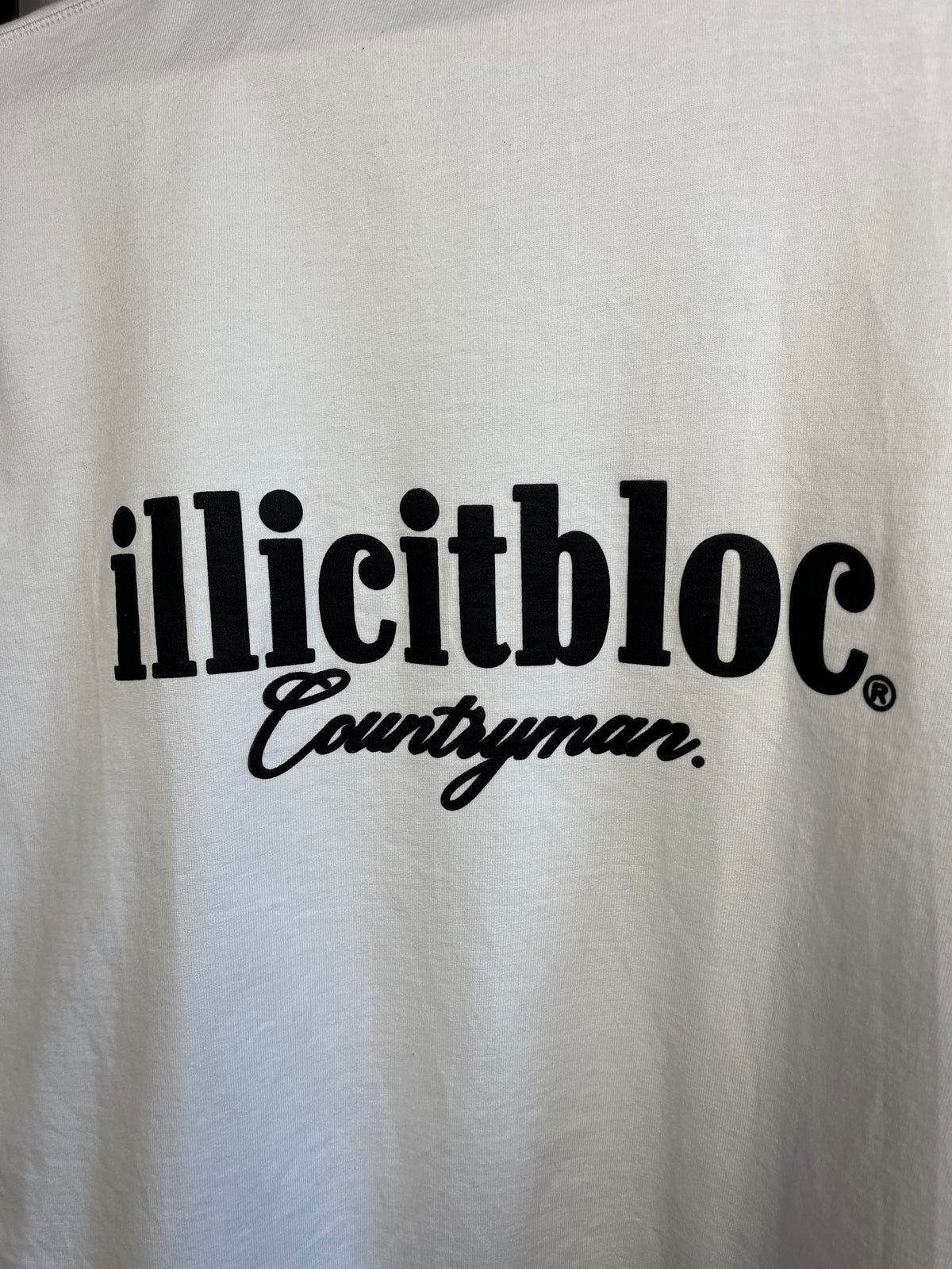 Illicit Bloc White T-Shirt - Small
