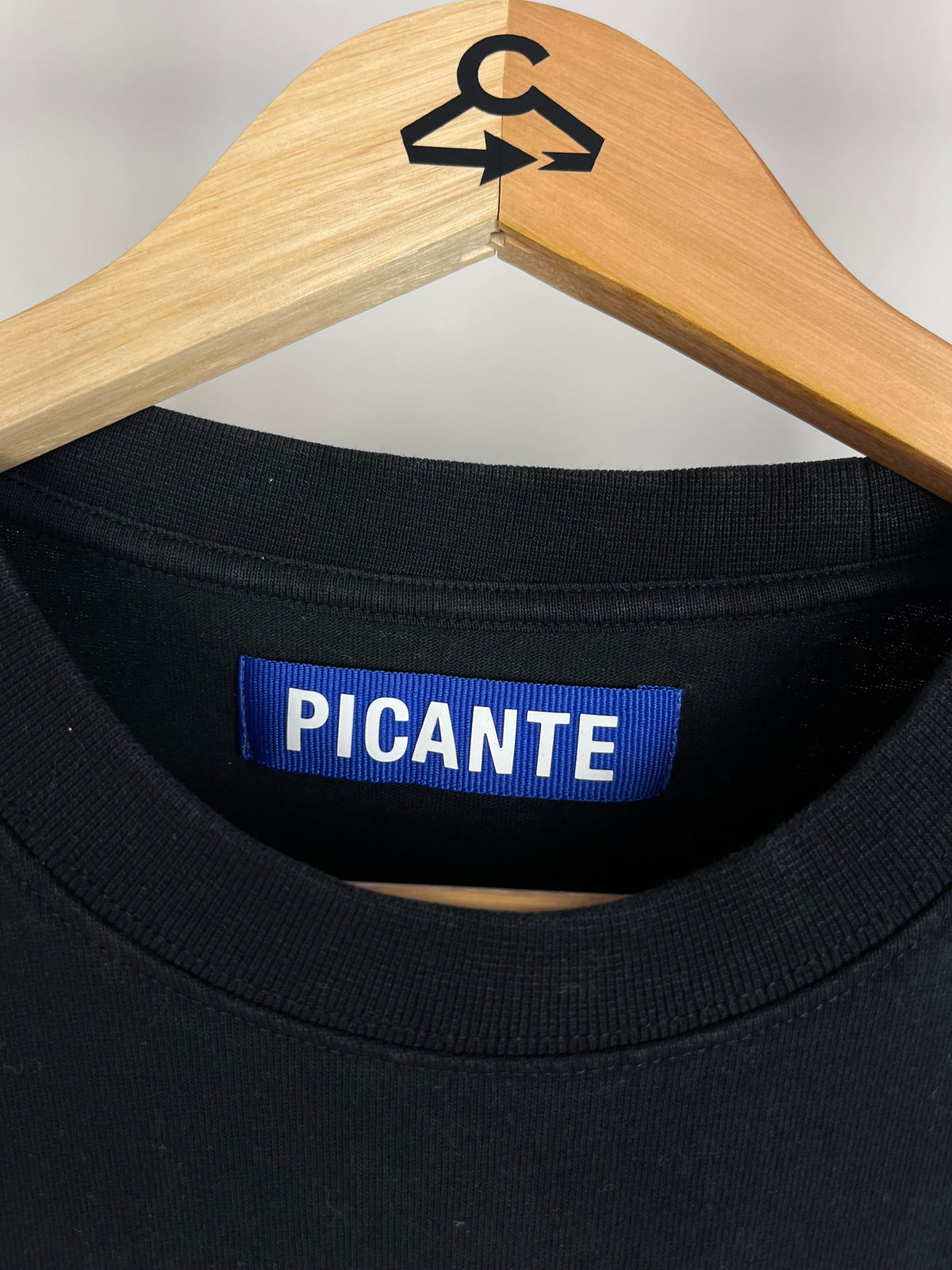 Picante Black T-Shirt - Medium