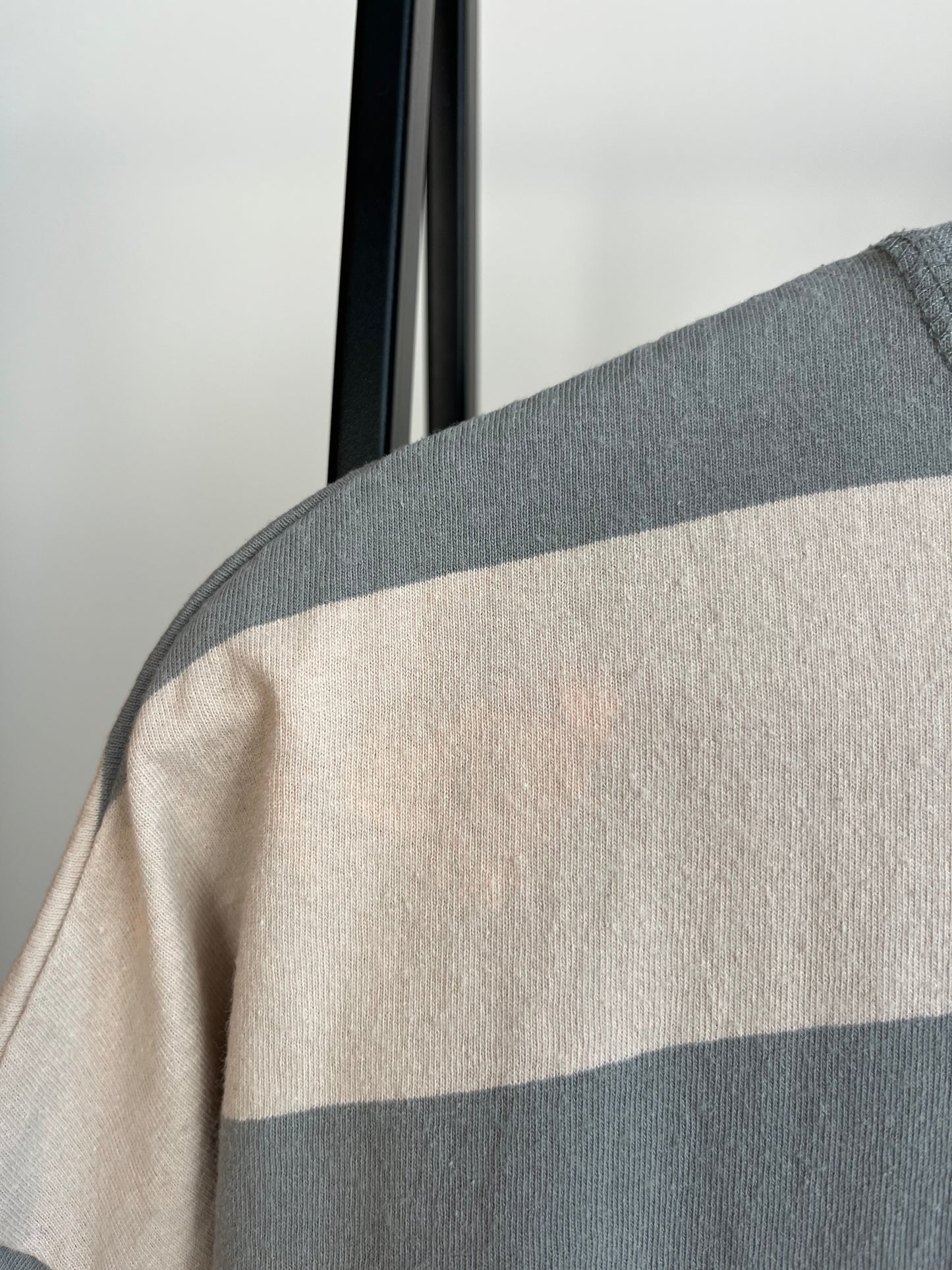Scuffers Blue and Off White/Beige Striped T-Shirt - Medium