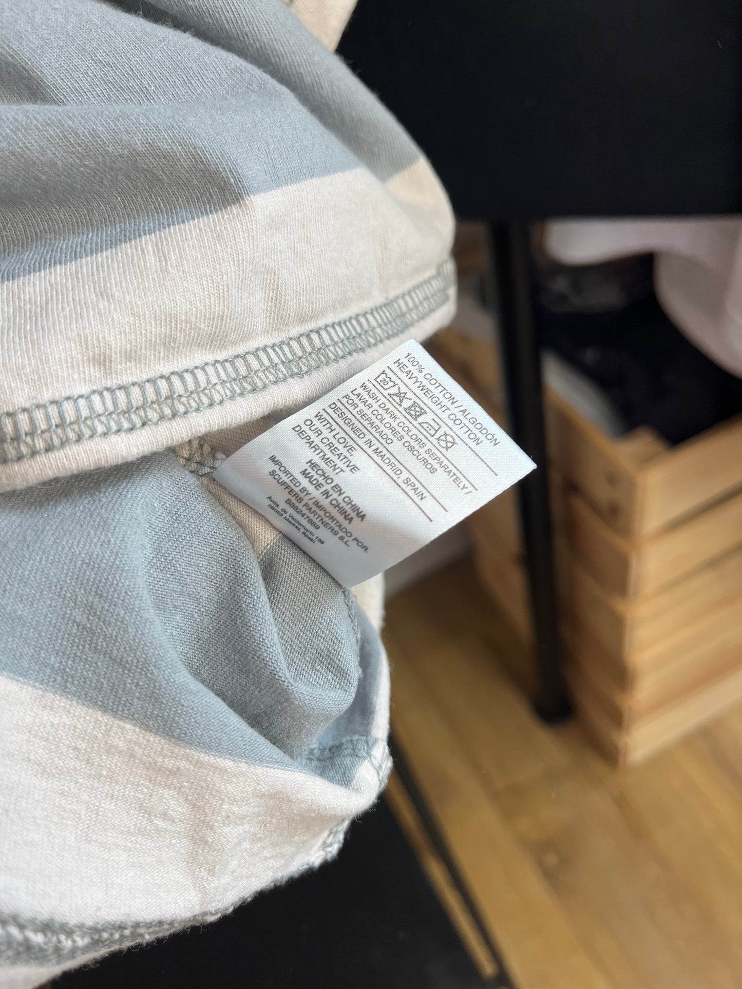 Scuffers Blue and Off White/Beige Striped T-Shirt - Medium