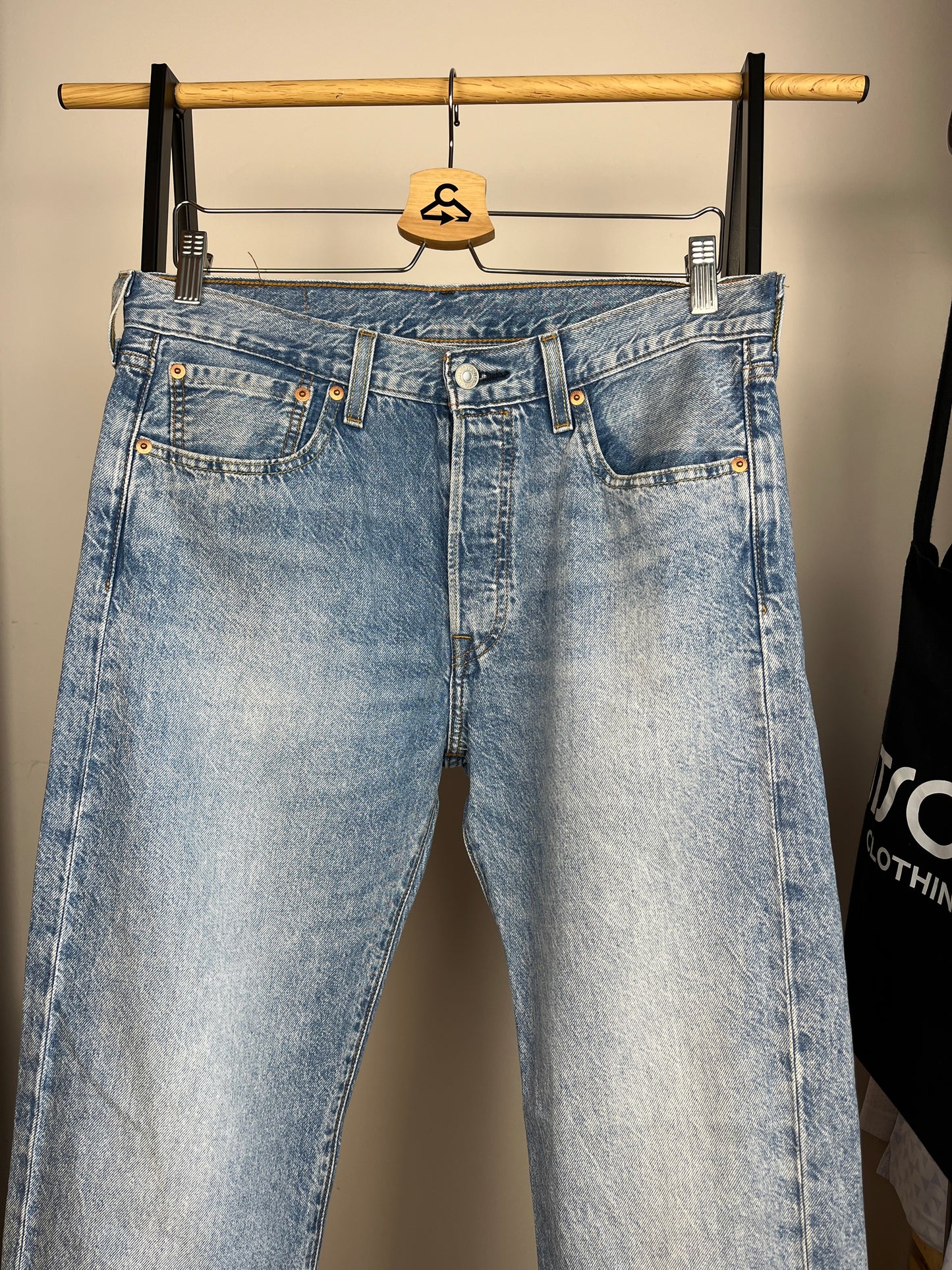 Levi’s 501 Light Blue Lightweight Jeans W32 L32