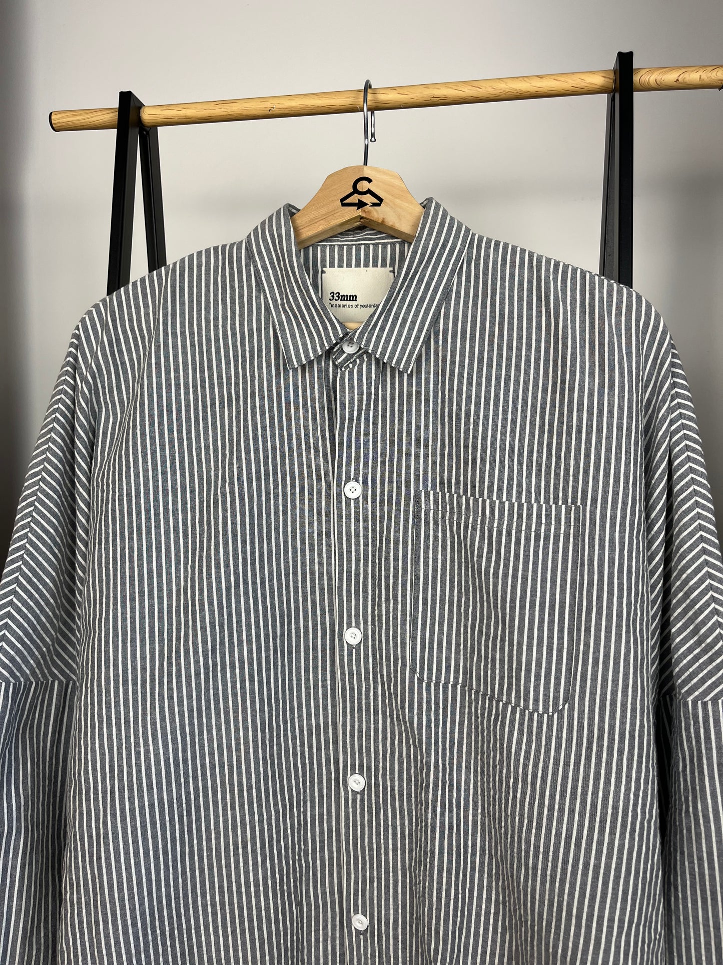 33mm Grey/White Striped Shirt - Medium