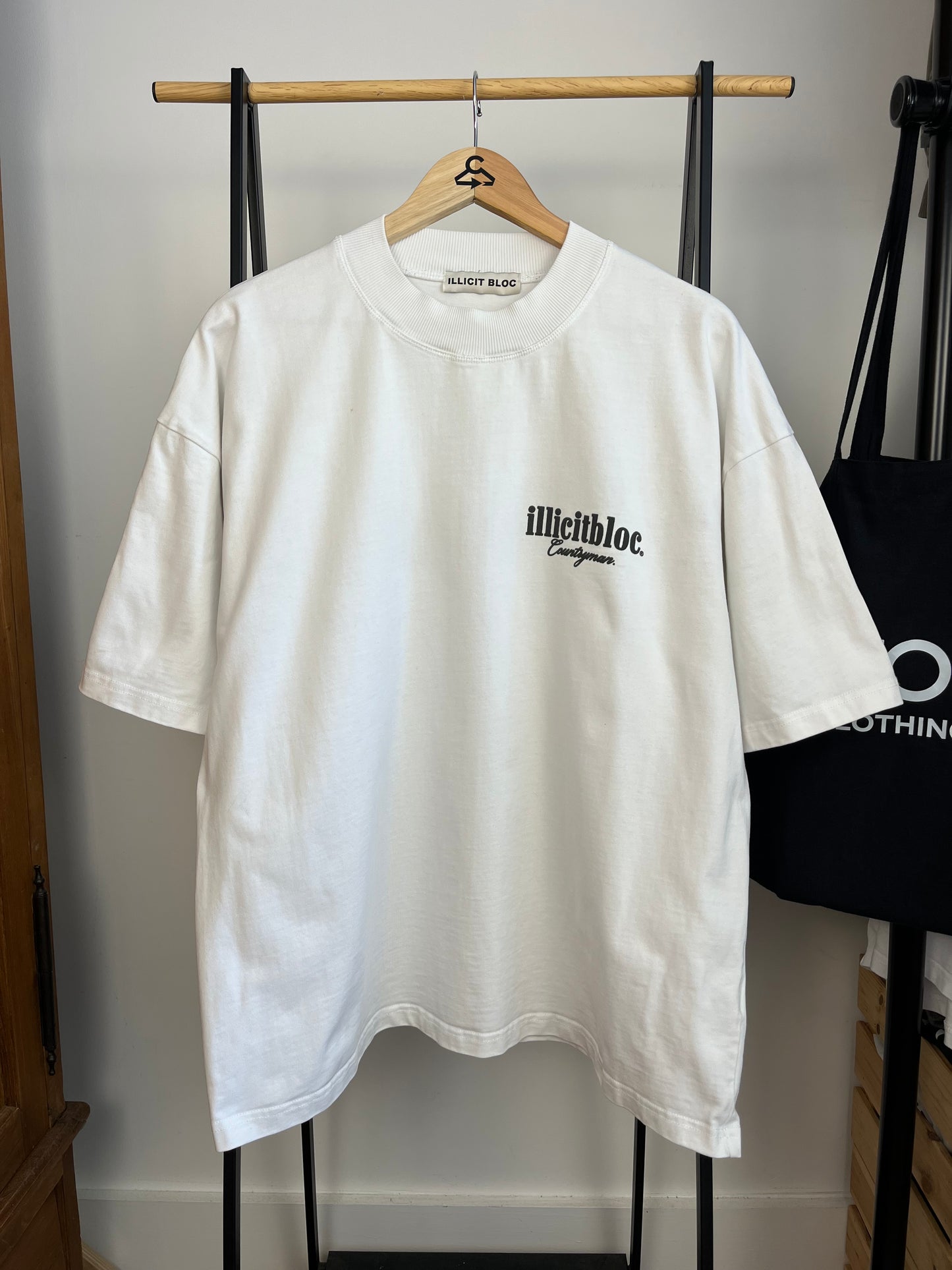 Illicit Bloc White T-Shirt - Large