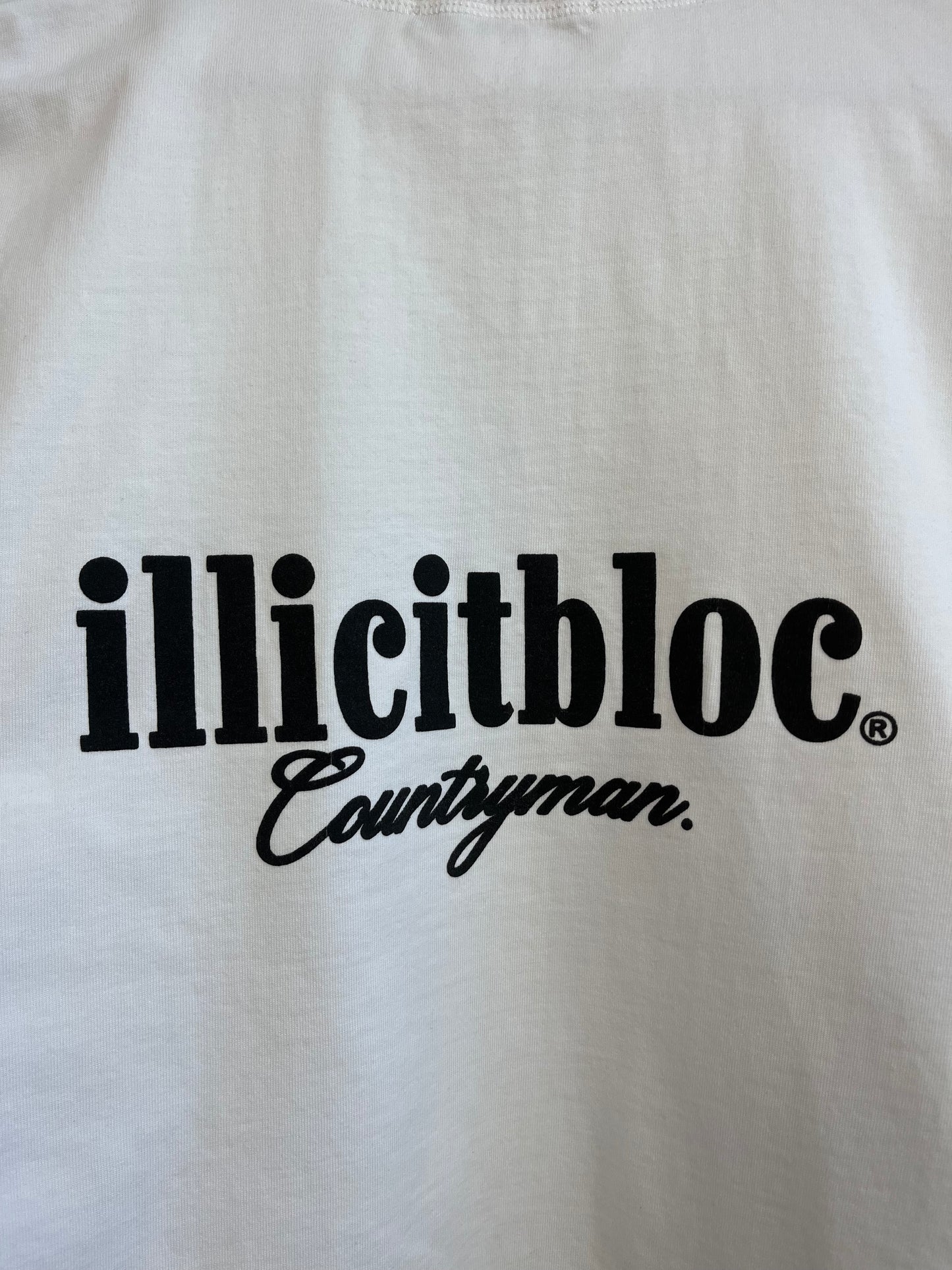Illicit Bloc White T-Shirt - Large