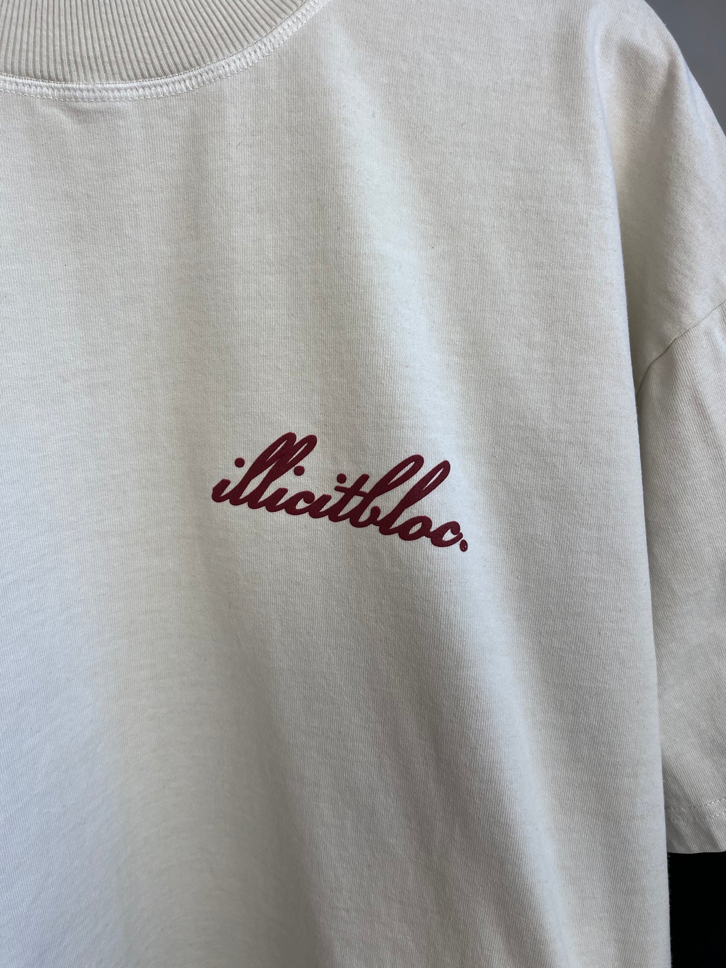 Illicit Bloc Cream T-Shirt - Large