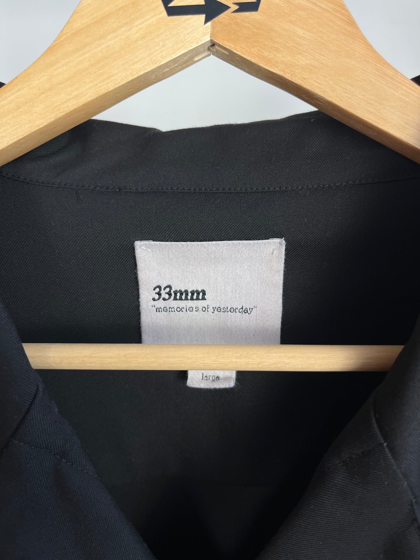 33mm Black Shirt - Large