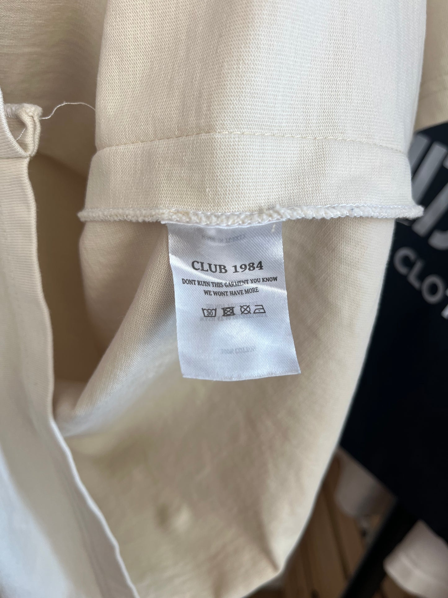 Club 1984 Beige/Cream T-Shirt - Medium
